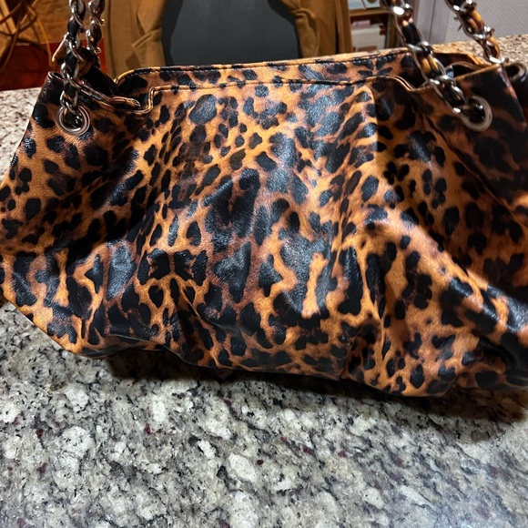 Estate Sale Charm - Picture 2 of 4